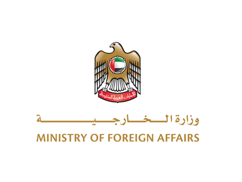الإمارات تدعو إلى التهدئة في فرنسا