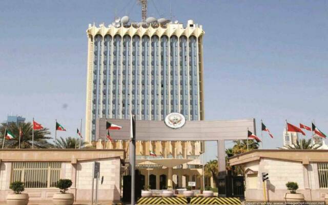 الكويت.. البديل الاستراتيجي للرواتب لا يزال قيد الدراسة